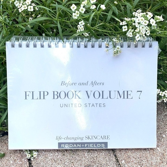 𝅺2 Rodan + Fields Volume 7 Before And After Flip Books - Picture 1 of 4